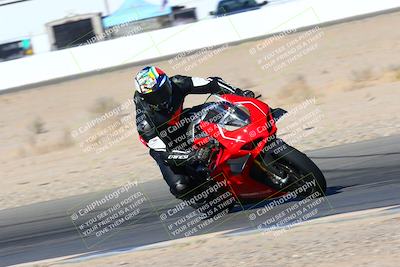 media/Jan-08-2022-SoCal Trackdays (Sat) [[1ec2777125]]/Turn 15 Inside (950am)/